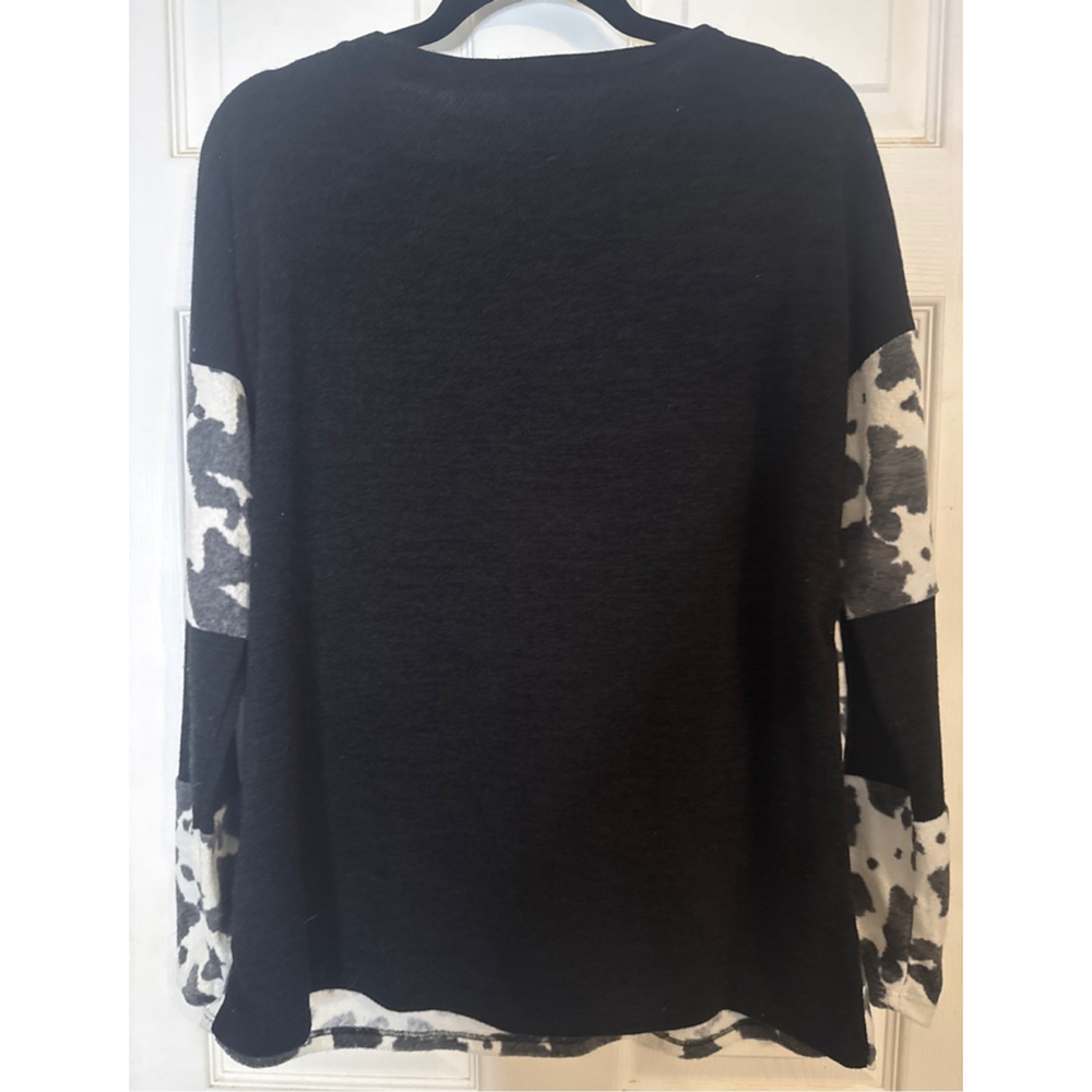 Women's BiBi Long Sleeve Tee M Black White Cow Print - Picture 2 of 3